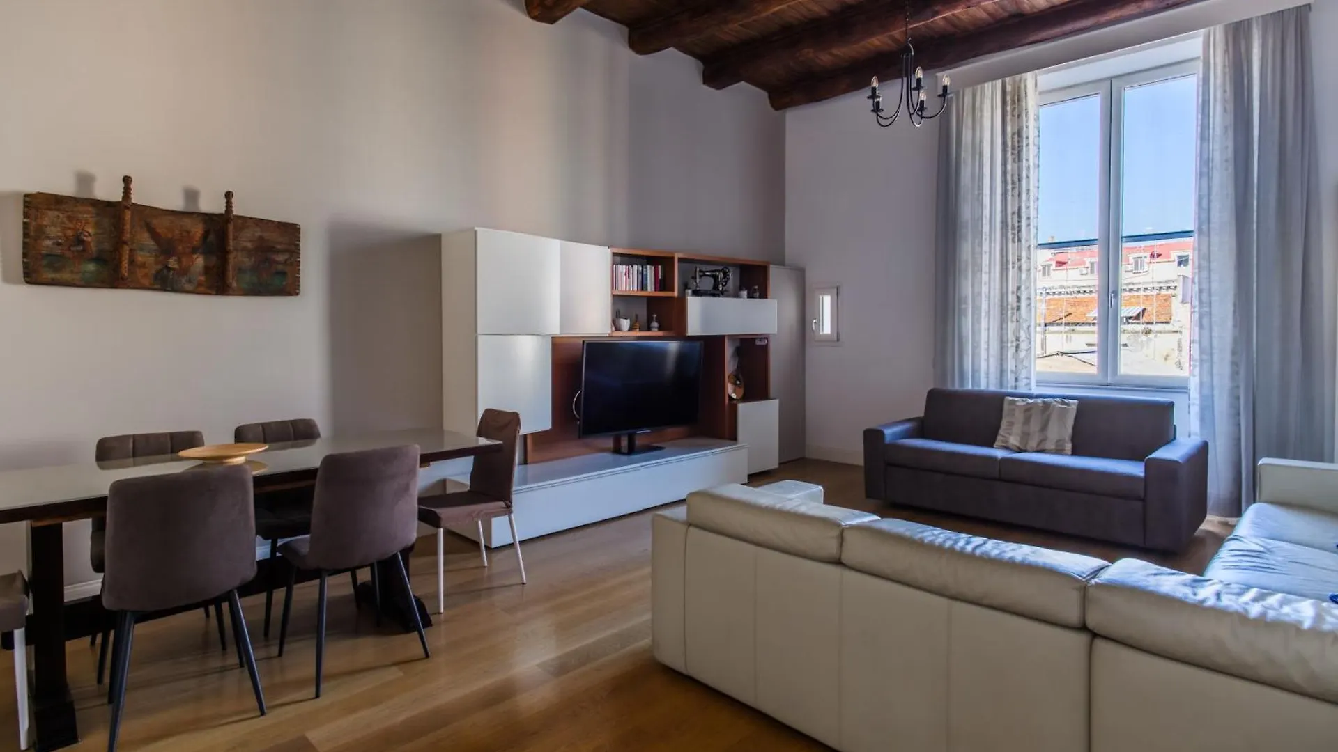 Heart Of Naples By Dimorra Apartment