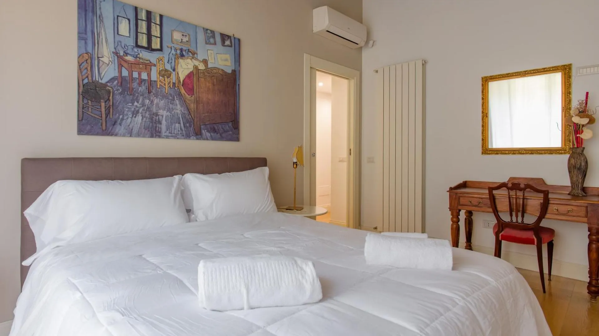 Heart Of Naples By Dimorra Apartment Italy